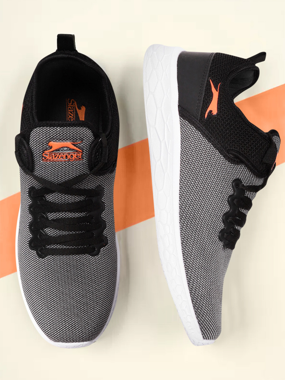 

Slazenger Men Grey & Black Woven Design Running Shoes