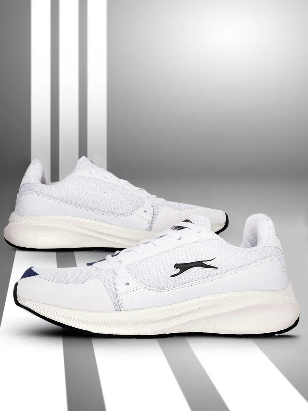 

Slazenger Men White Woven Design Running Shoes
