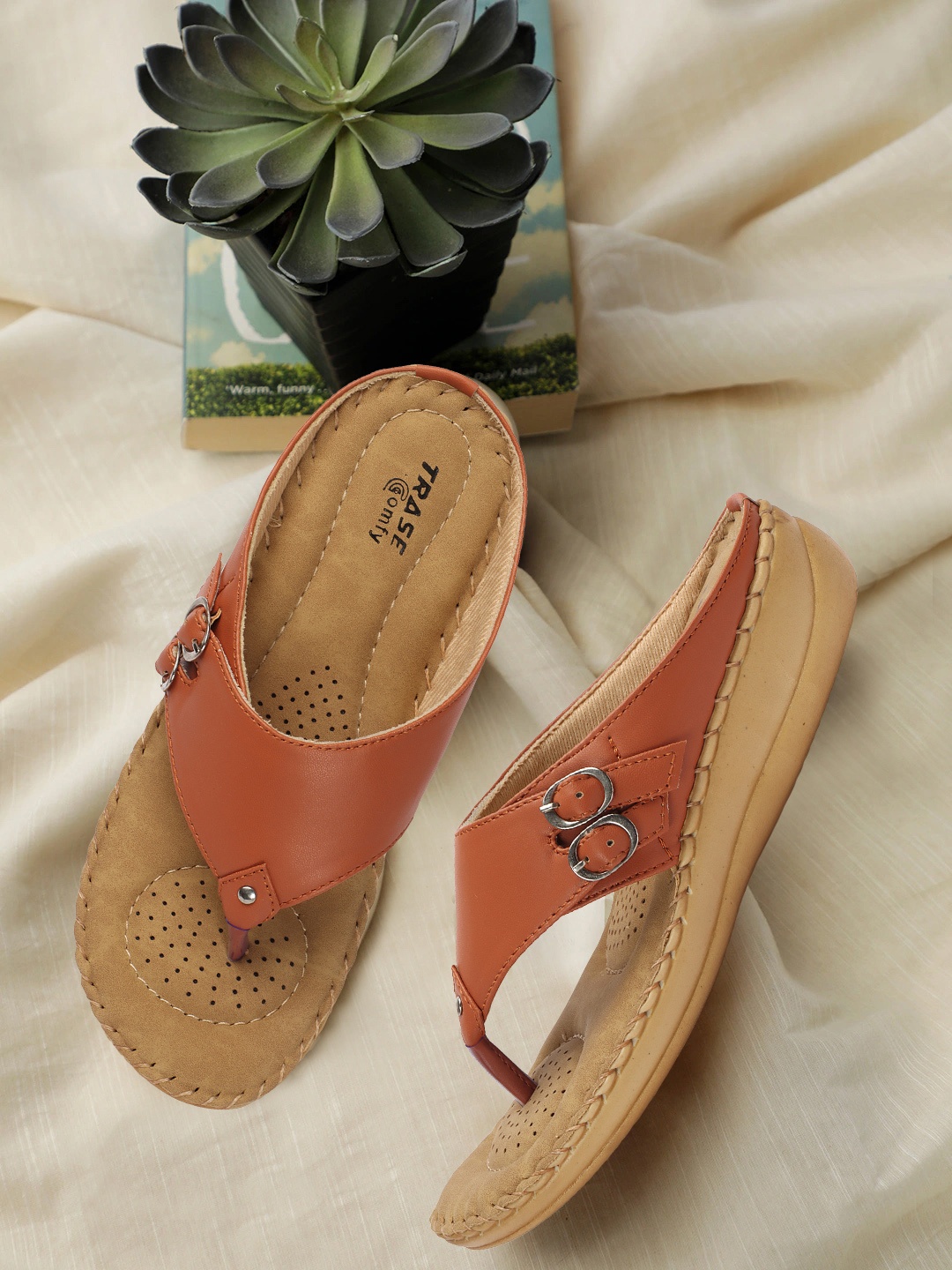 

TRASE Women Tan One Toe Flats with Buckles