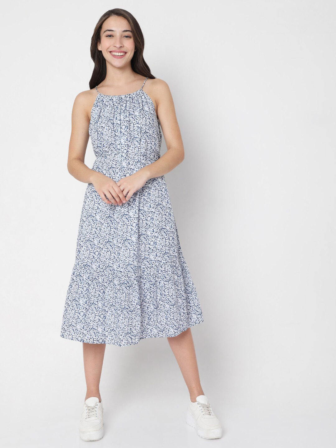 

Vero Moda Women Blue & White Floral Printed Midi Dress