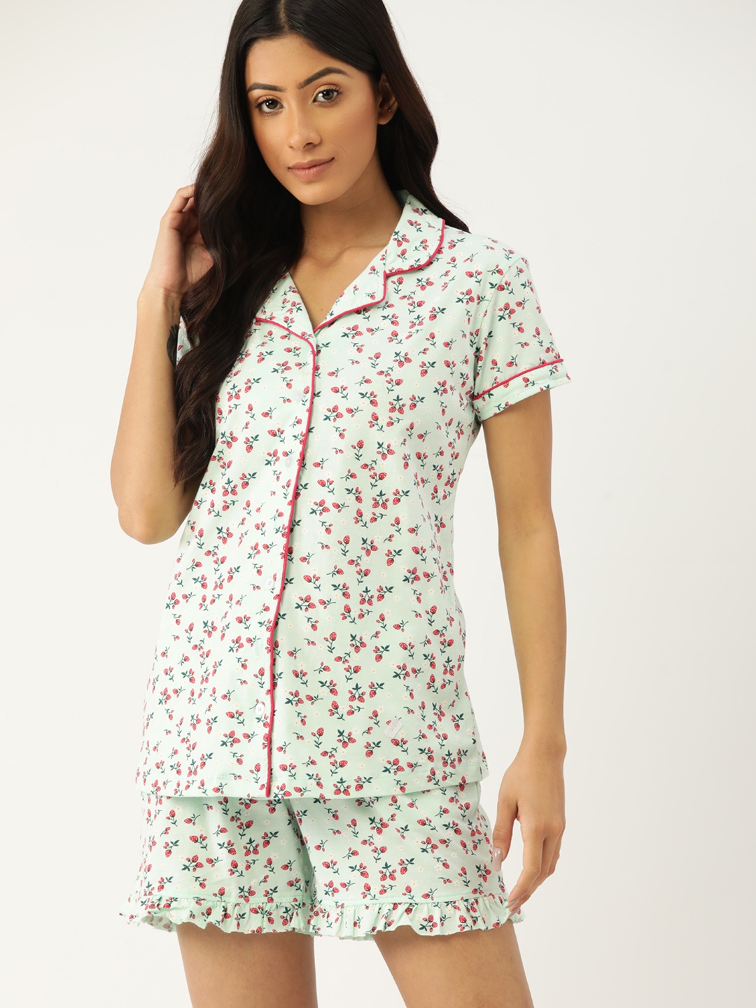 

ETC Women Green & Red Pure Cotton Floral Printed Night suit