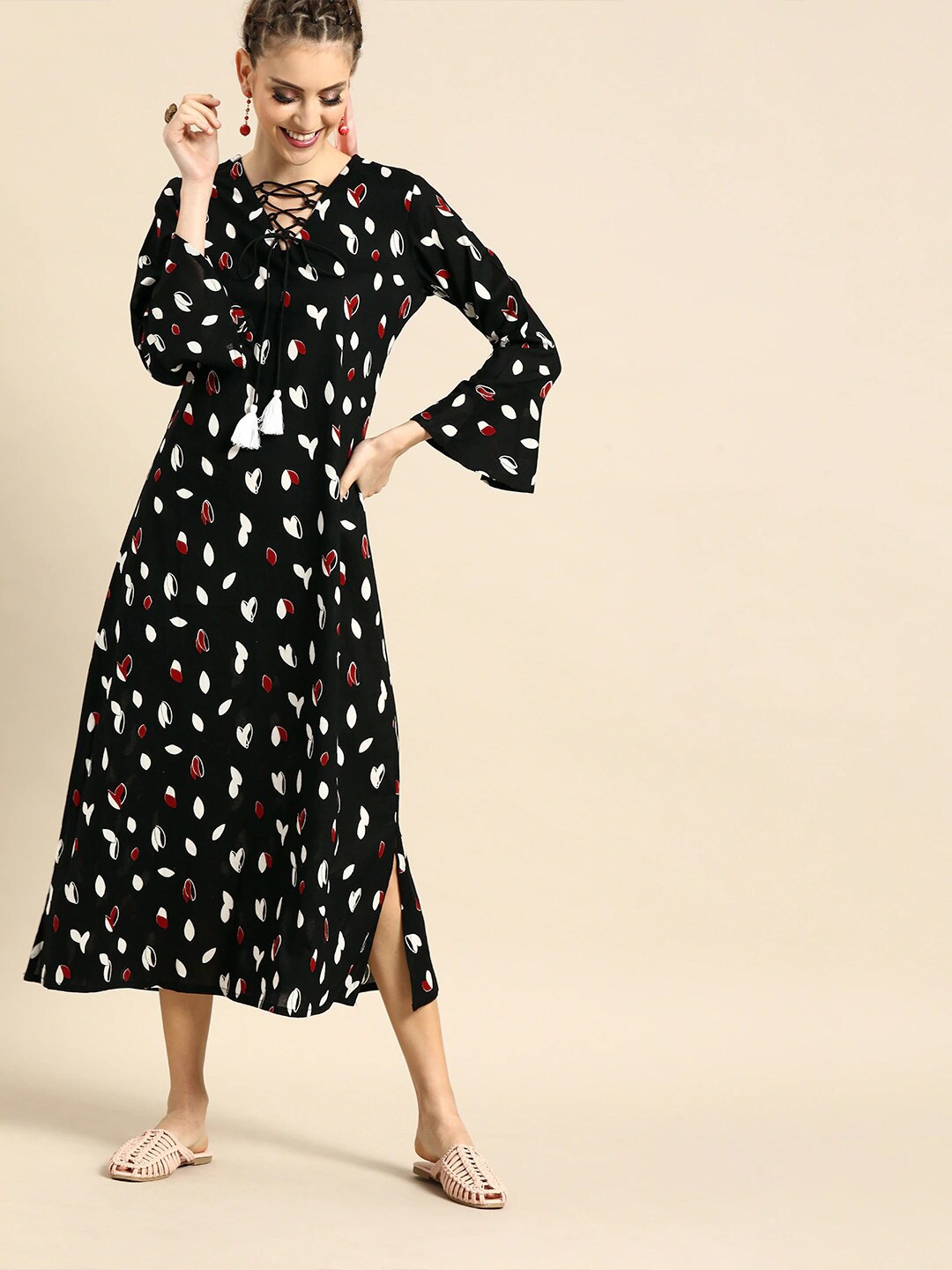 

AASI - HOUSE OF NAYO Black Conversational Printed A-Line Maxi Dress