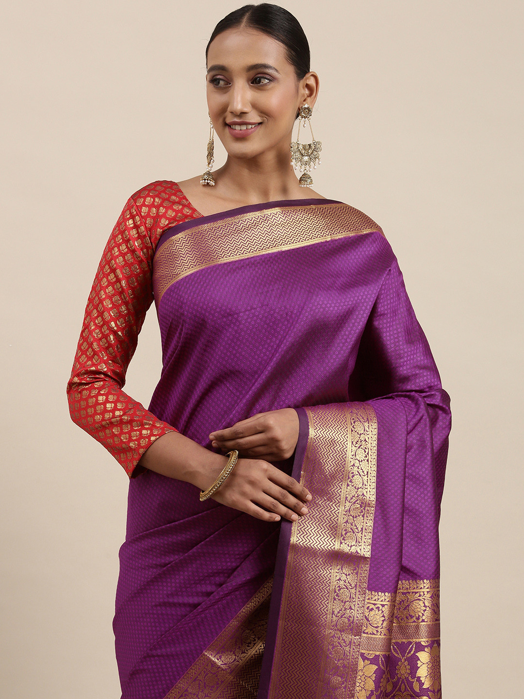 

Rudra Fashion Aubergine & Gold Floral Woven Design Silk Blend Kanjeevaram Saree, Purple