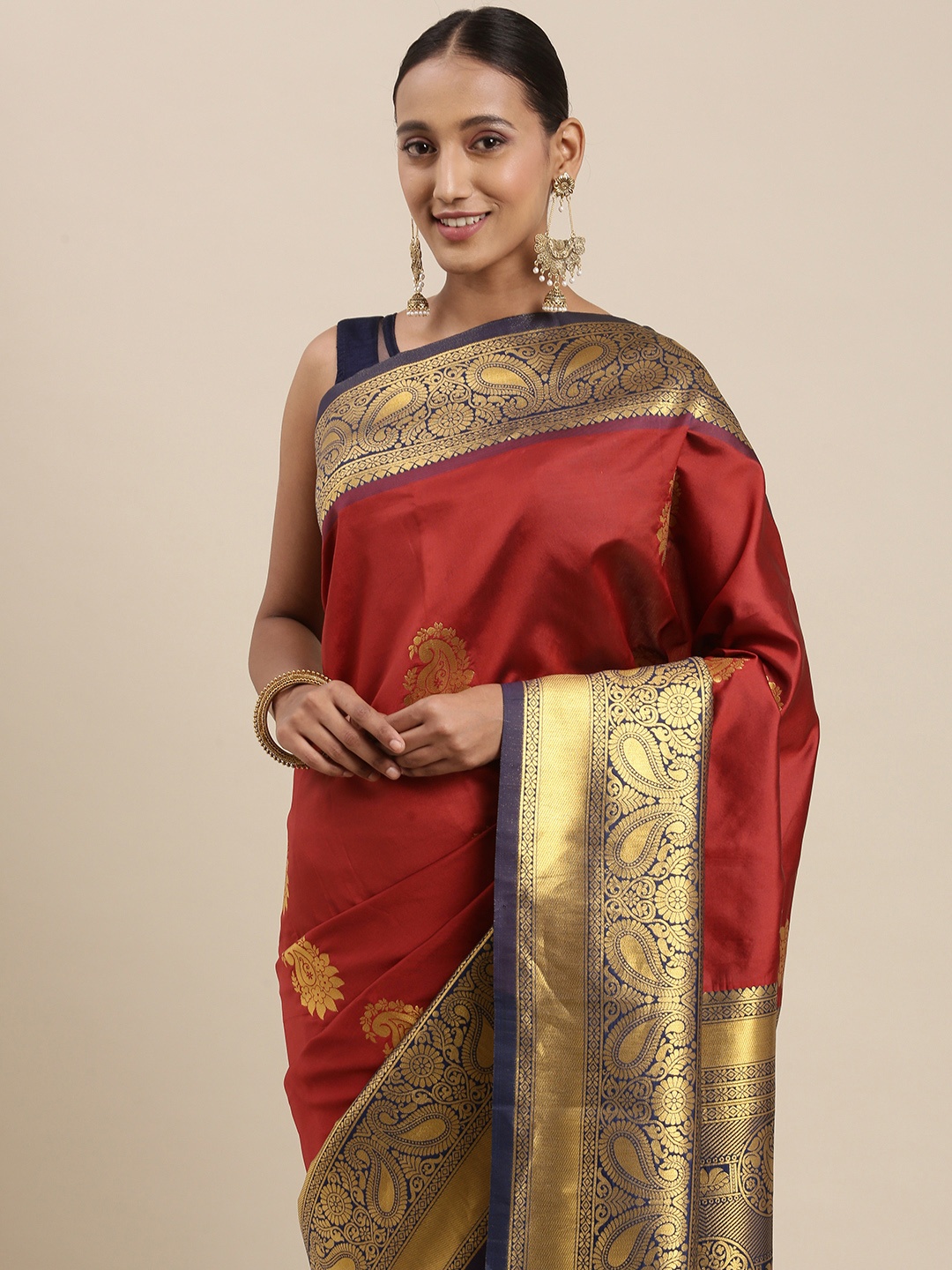 

Rudra Fashion Maroon & Navy Blue Paisley Woven Design Silk Blend Kanjeevaram Saree