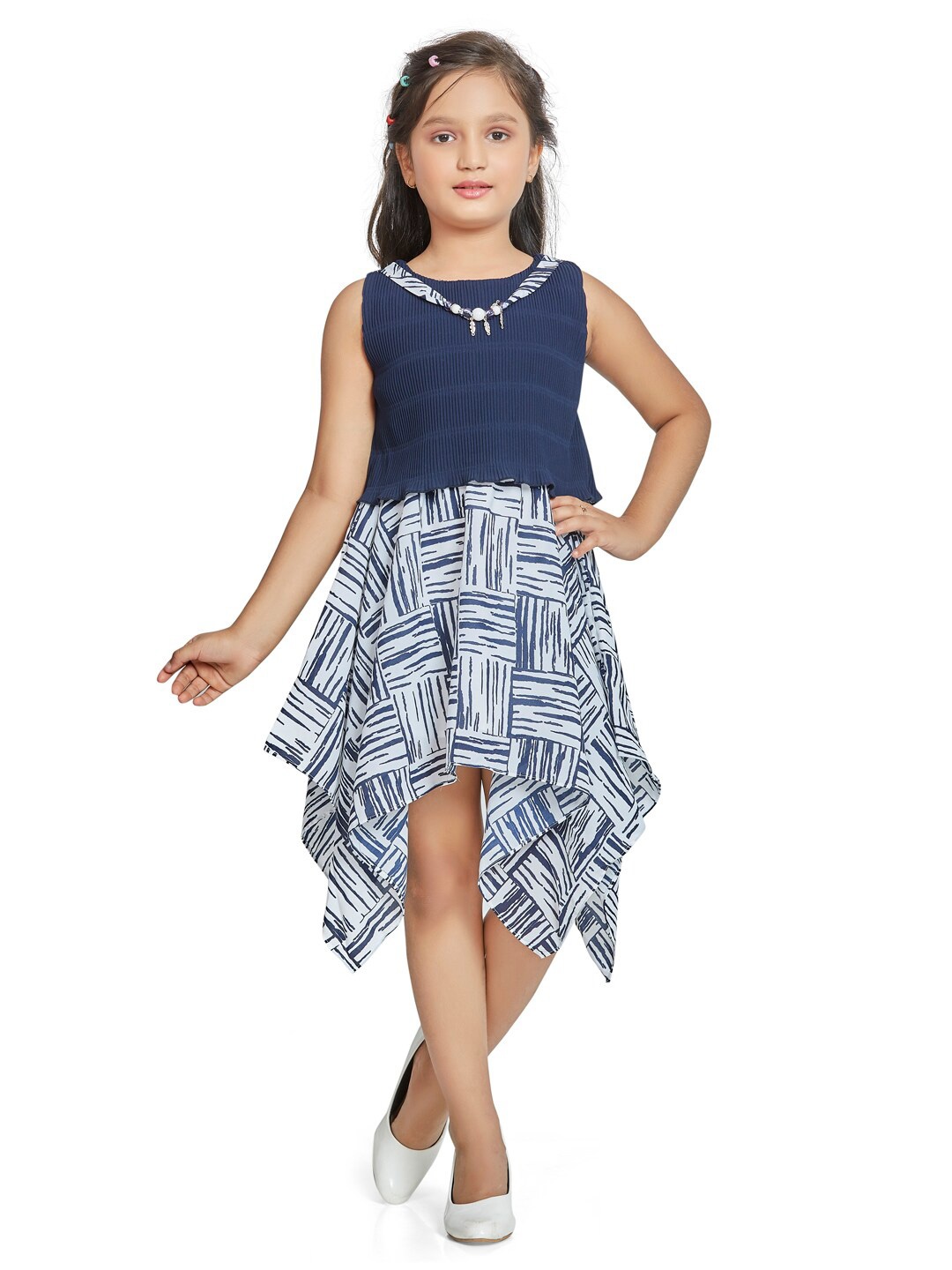 

Peppermint Girls Navy Blue & White Printed Chiffon Midi Dress