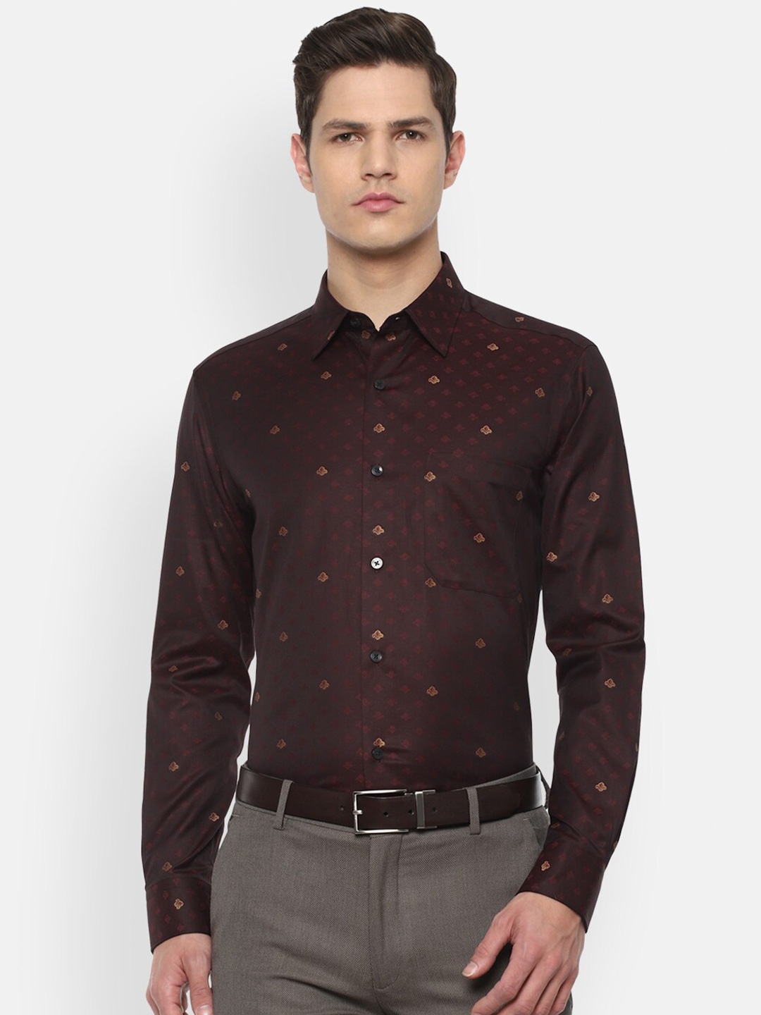 

Louis Philippe Men Brown Floral Printed Formal Shirt