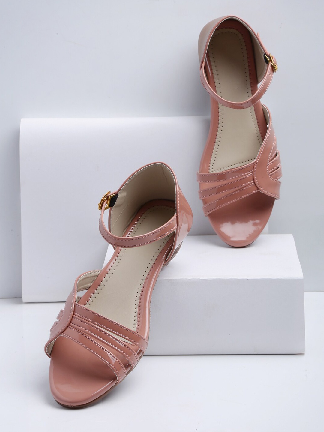 

DEAS Women Pink Open Toe Flats