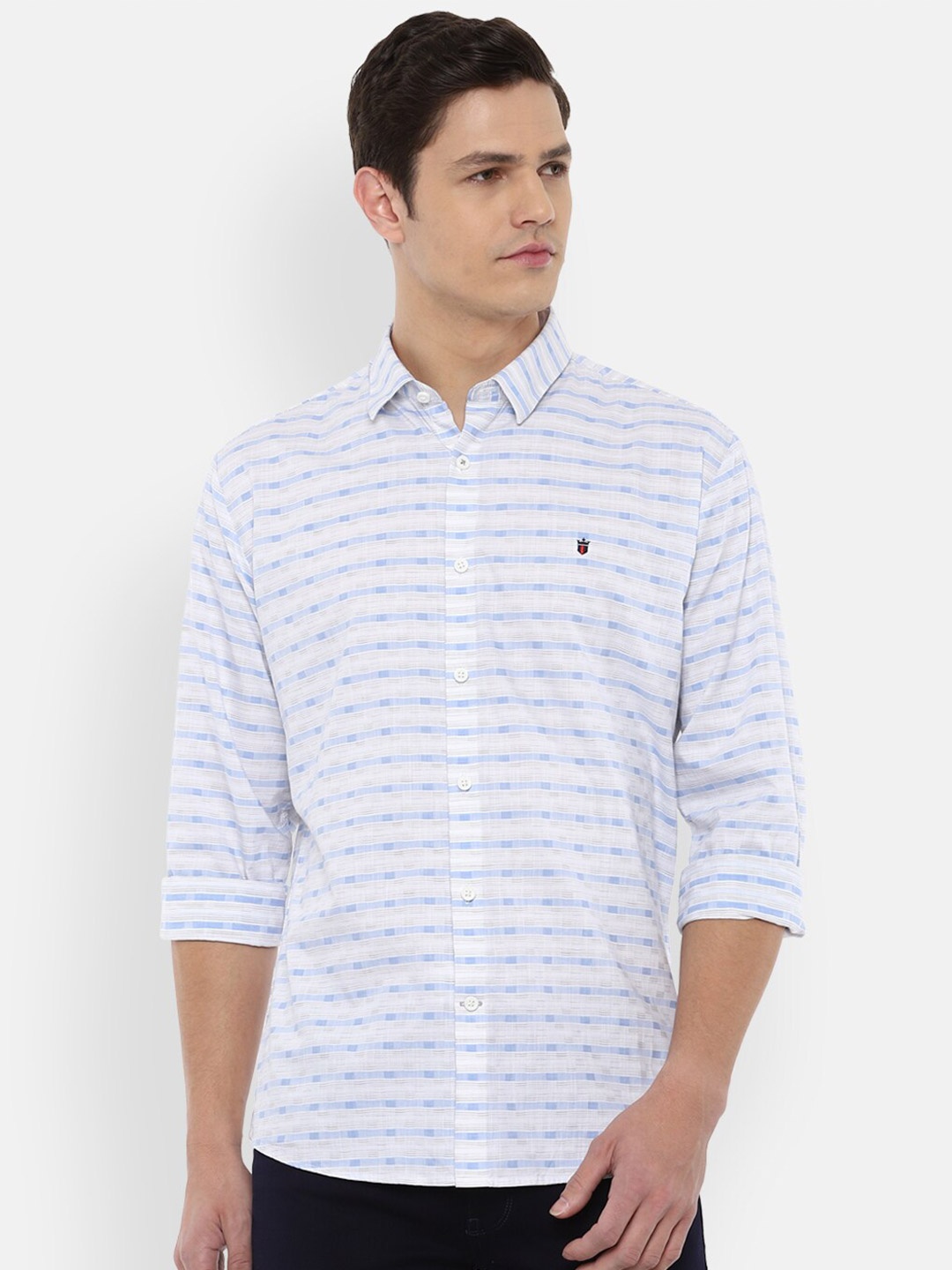 

Louis Philippe Sport Men Blue Slim Fit Striped Cotton Casual Shirt