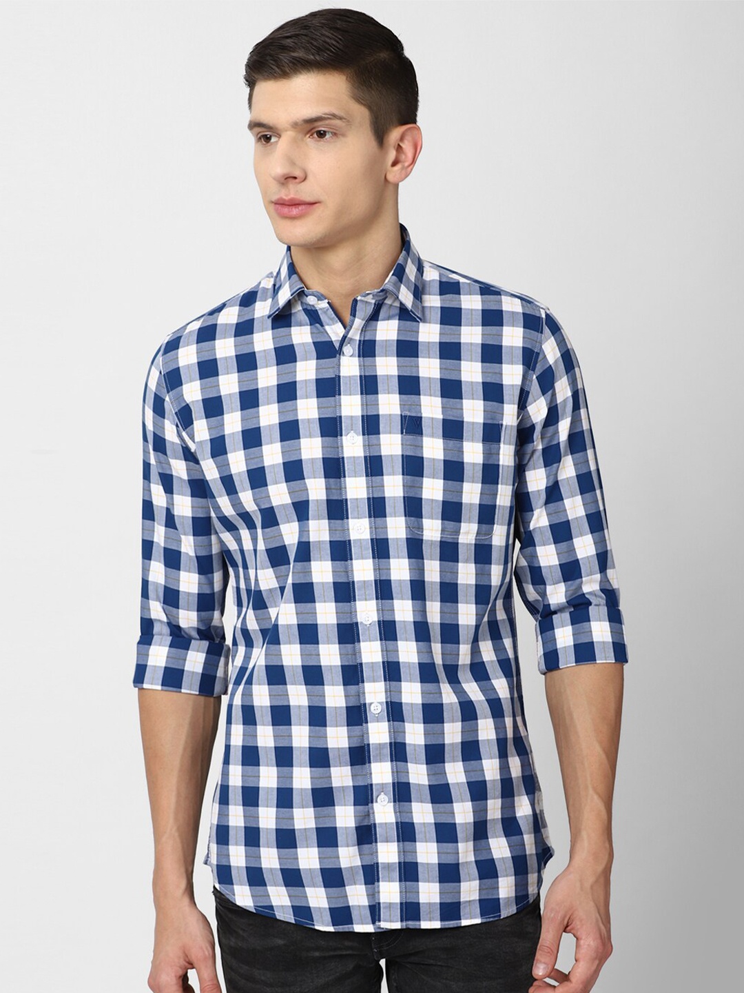 

Van Heusen Sport Men Blue Slim Fit Gingham Checks Cotton Casual Shirt