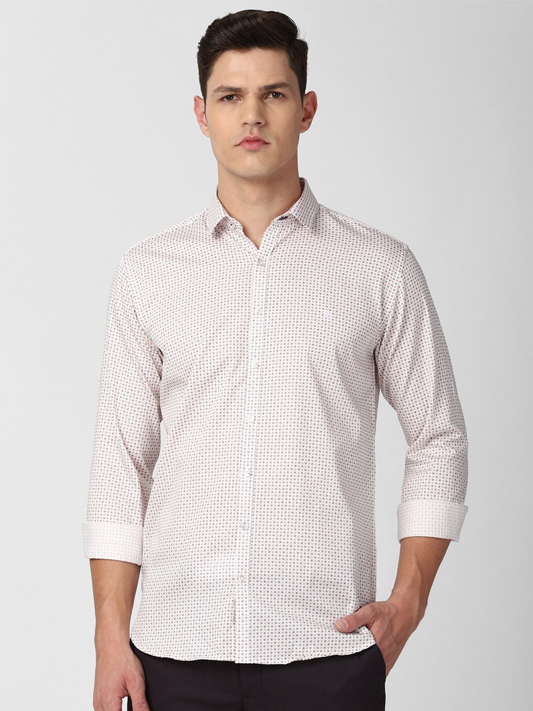 

V Dot Men Cream-Coloured Slim Fit Printed Casual Shirt