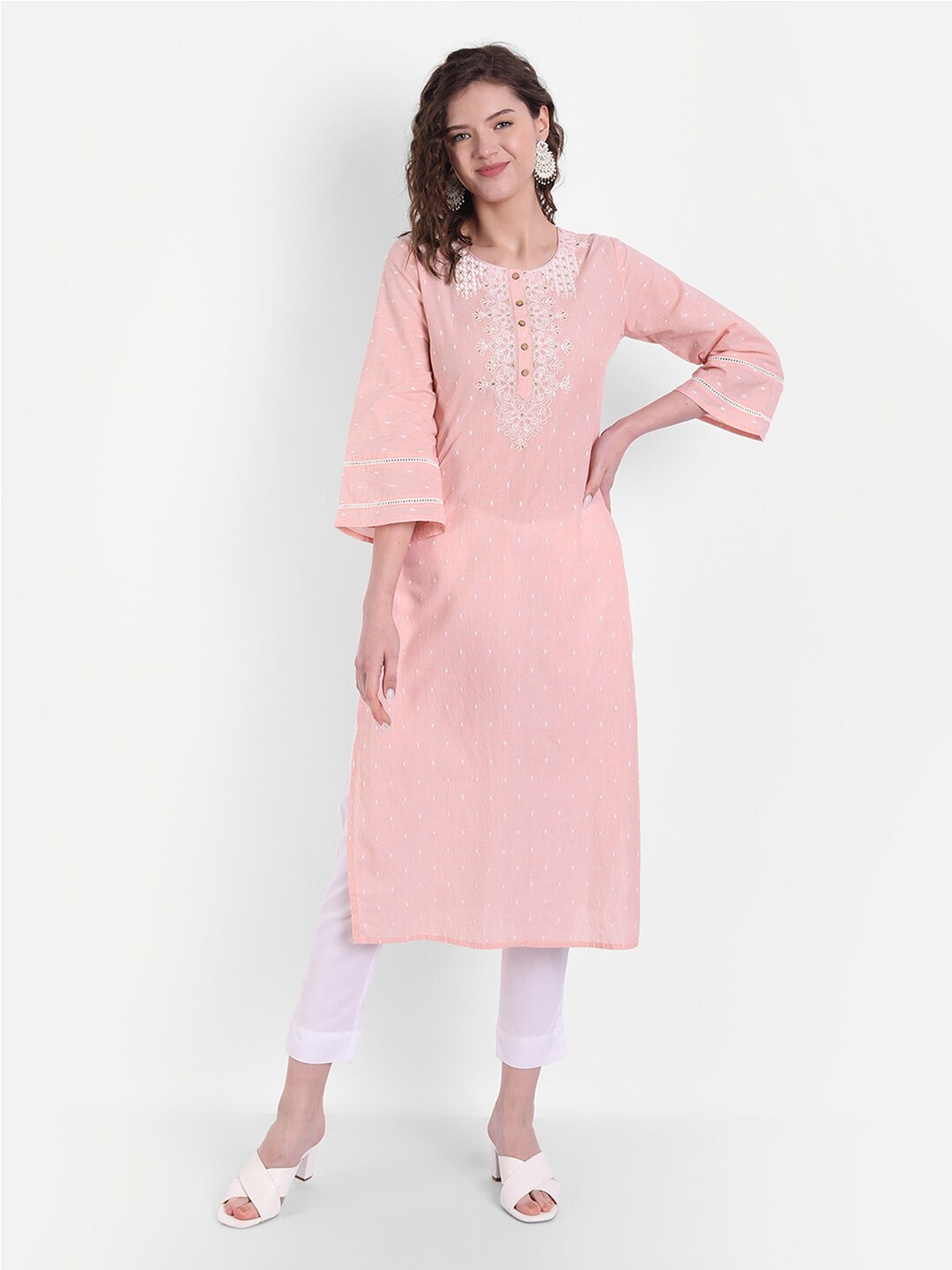 

SUTI Pink Floral Printed Thread Work Pure Cotton Thread Work Kurti