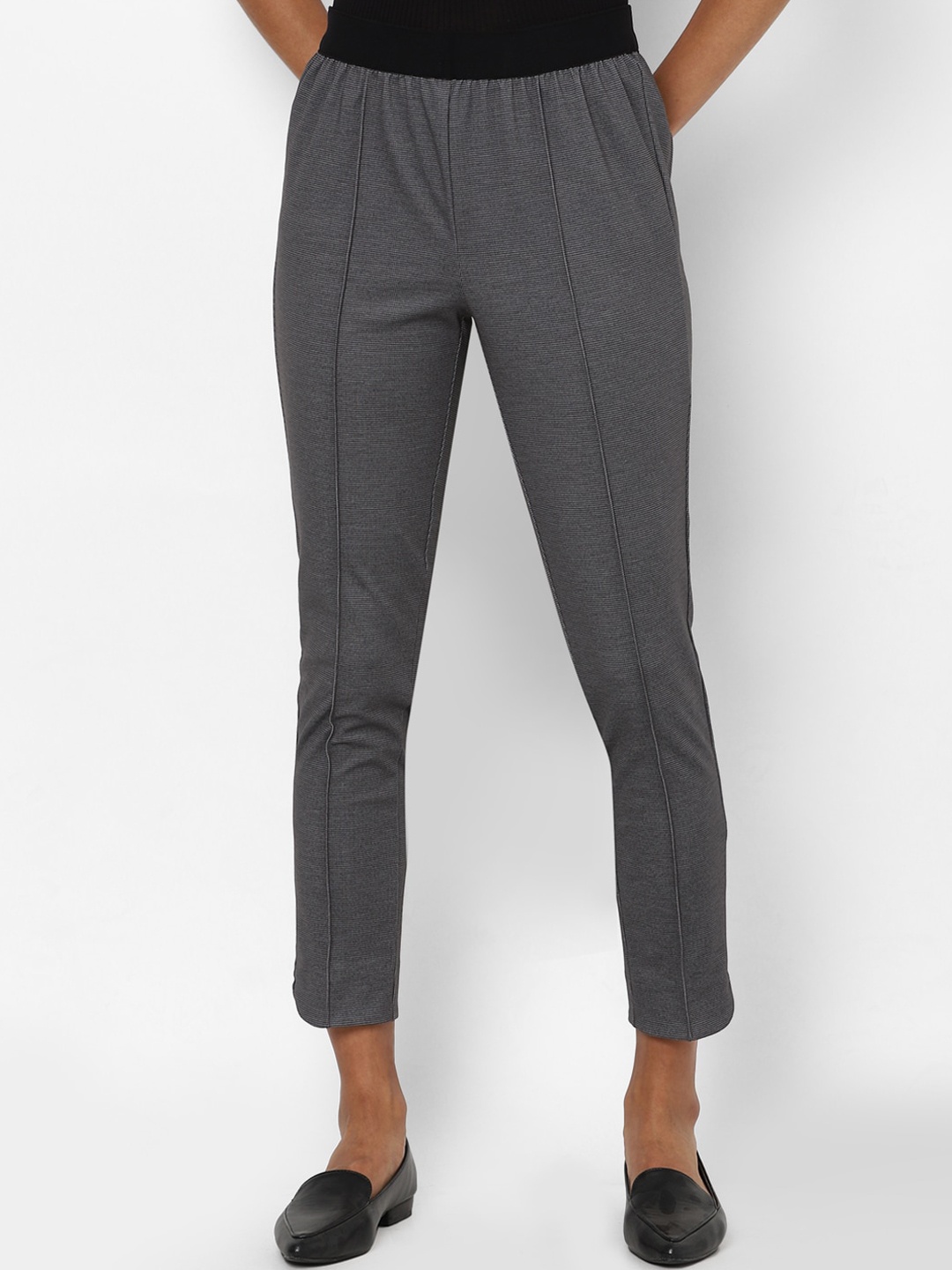 

Allen Solly Woman Grey Pleated Cropped Cigarette Trousers