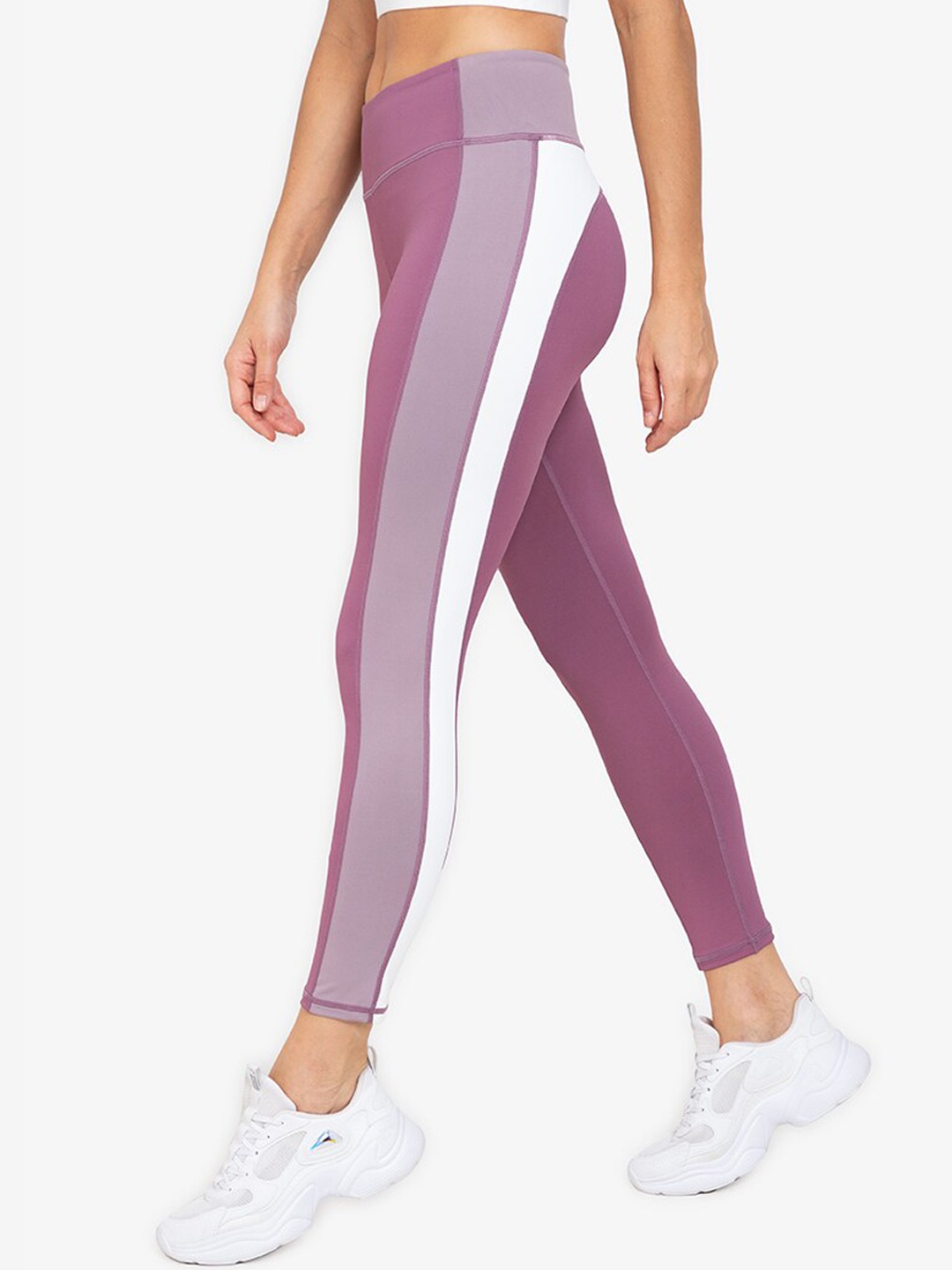 

ZALORA ACTIVE Women Purple Stripe Detail Tights