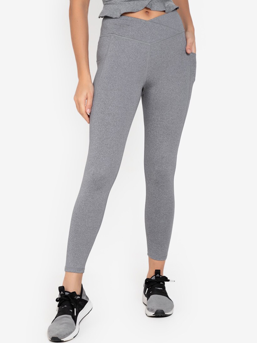 

ZALORA ACTIVE Women Grey Melange Solid High Rise Crossover Leggings