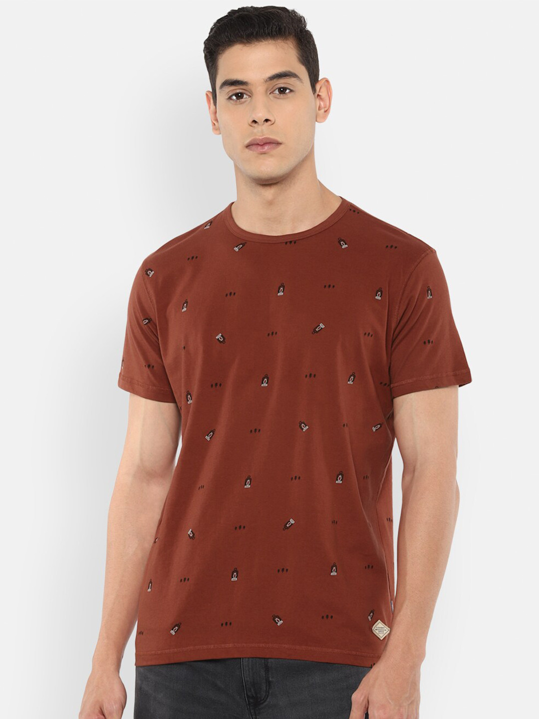 

Louis Philippe Jeans Men Rust Graphic Printed Slim Fit Cotton T-shirt