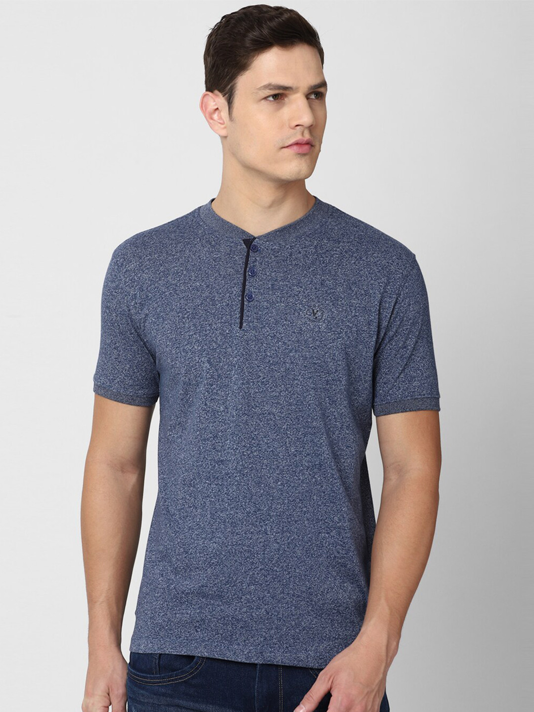 

V Dot Men Navy Blue Henley Neck Slim Fit T-shirt