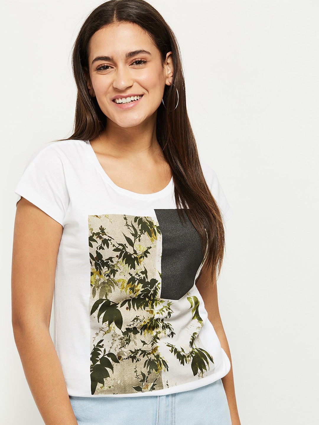 

max Women White Printed Extended Sleeves Cotton T-shirt
