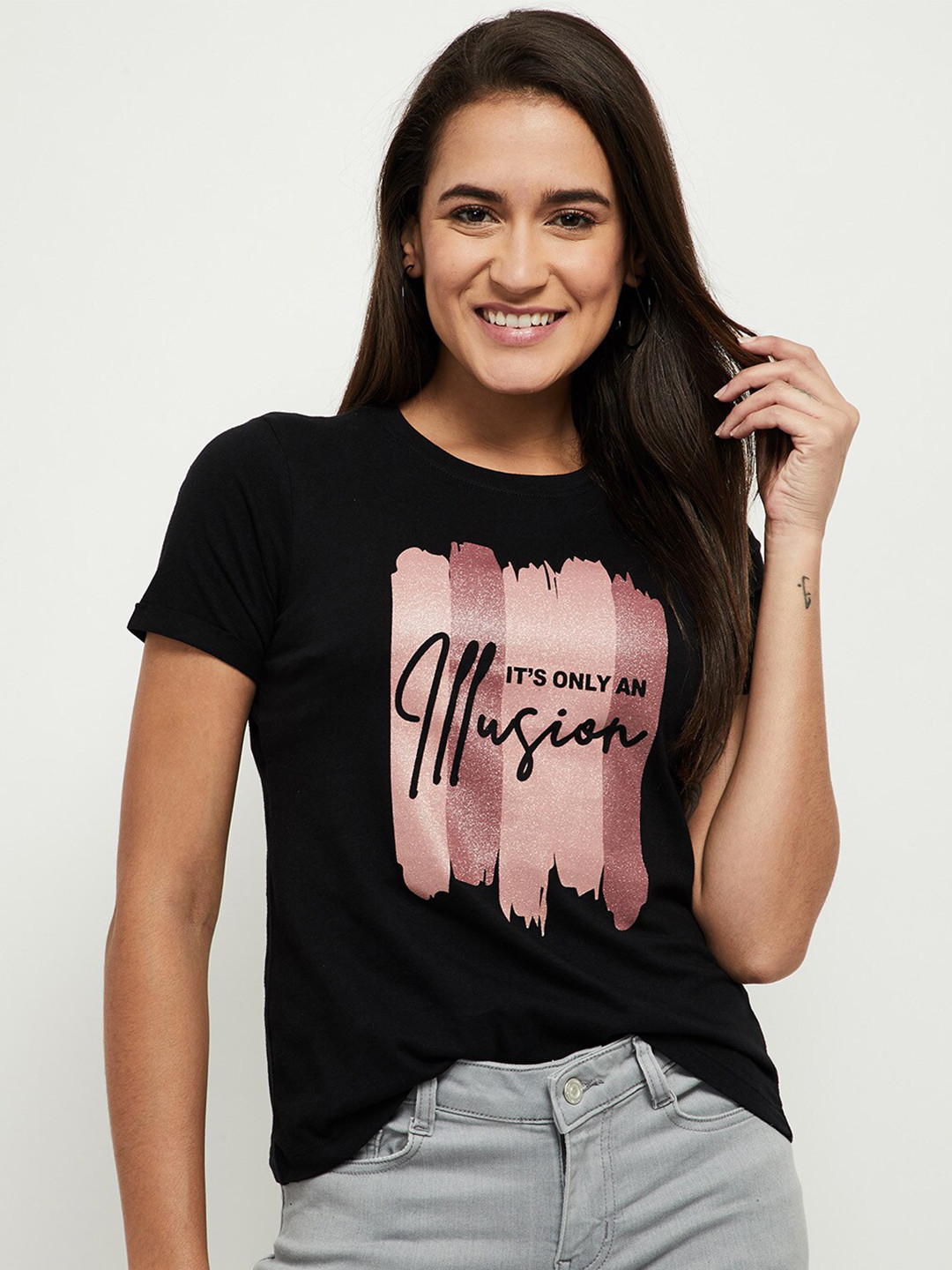 

max Women Black Printed T-shirt