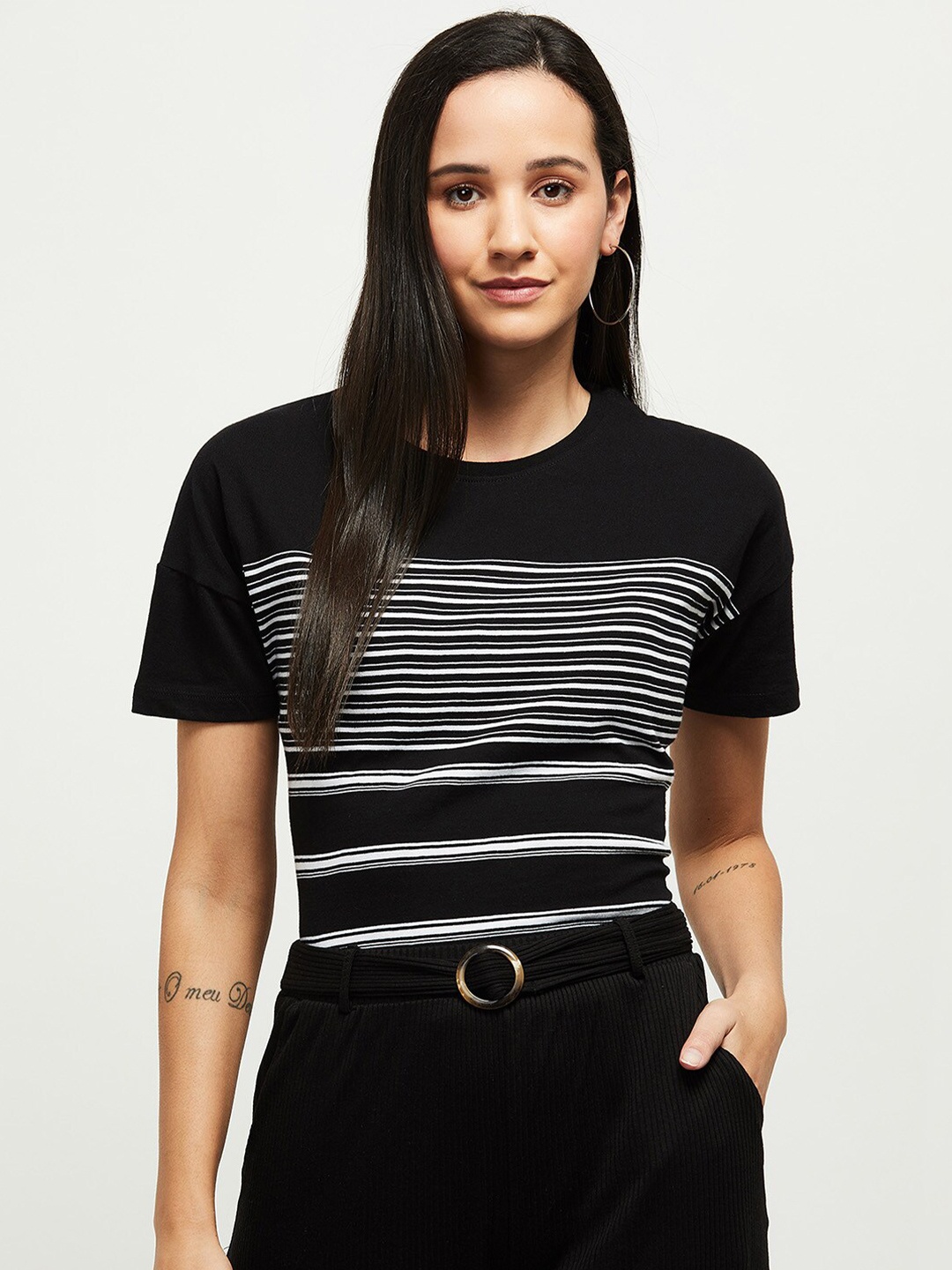 

max Women Black & White Striped Cotton T-shirt