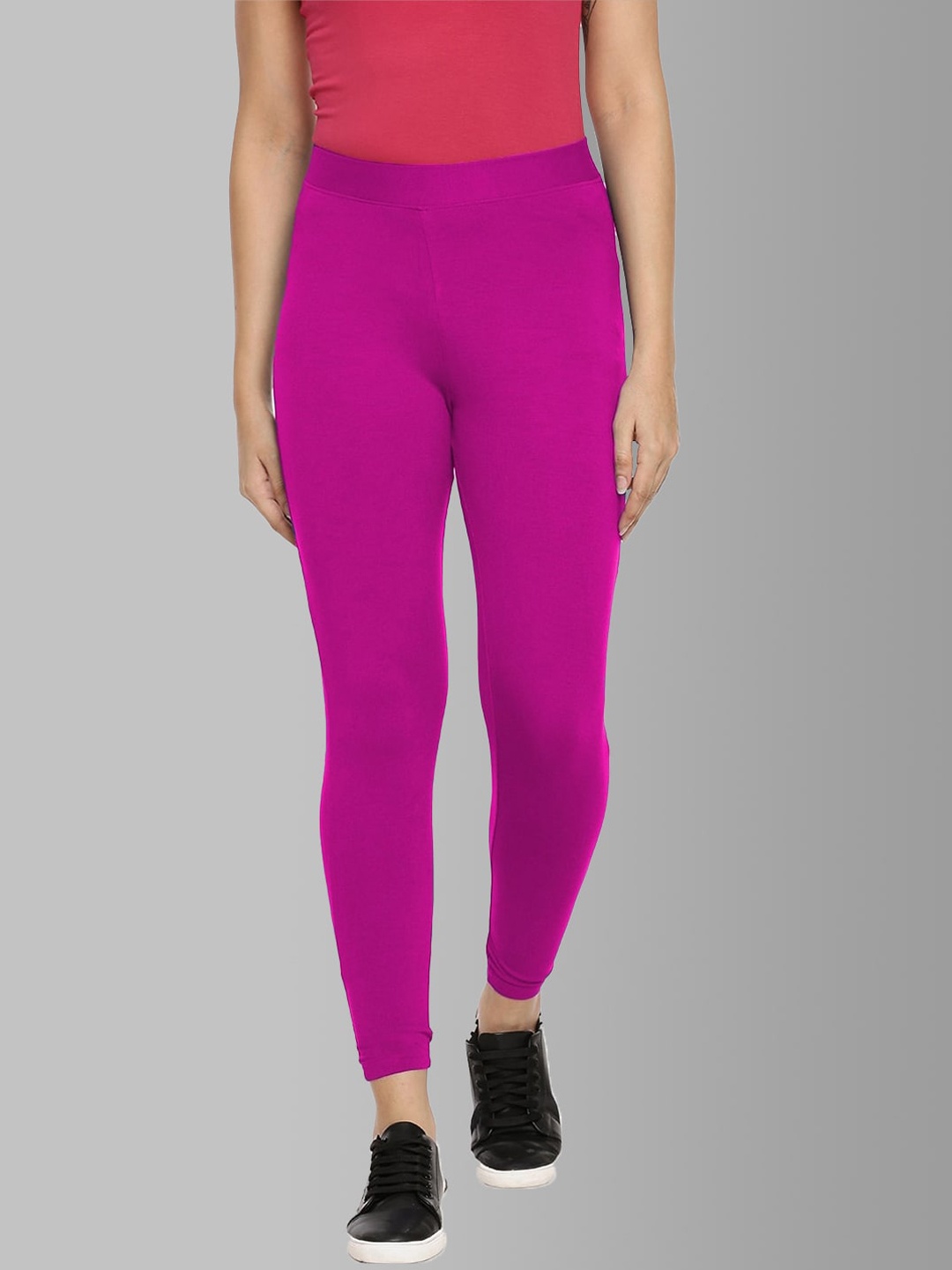 

Feather Soft Elite Women Magenta 7/8 Active Fit Sports Yoga Tights