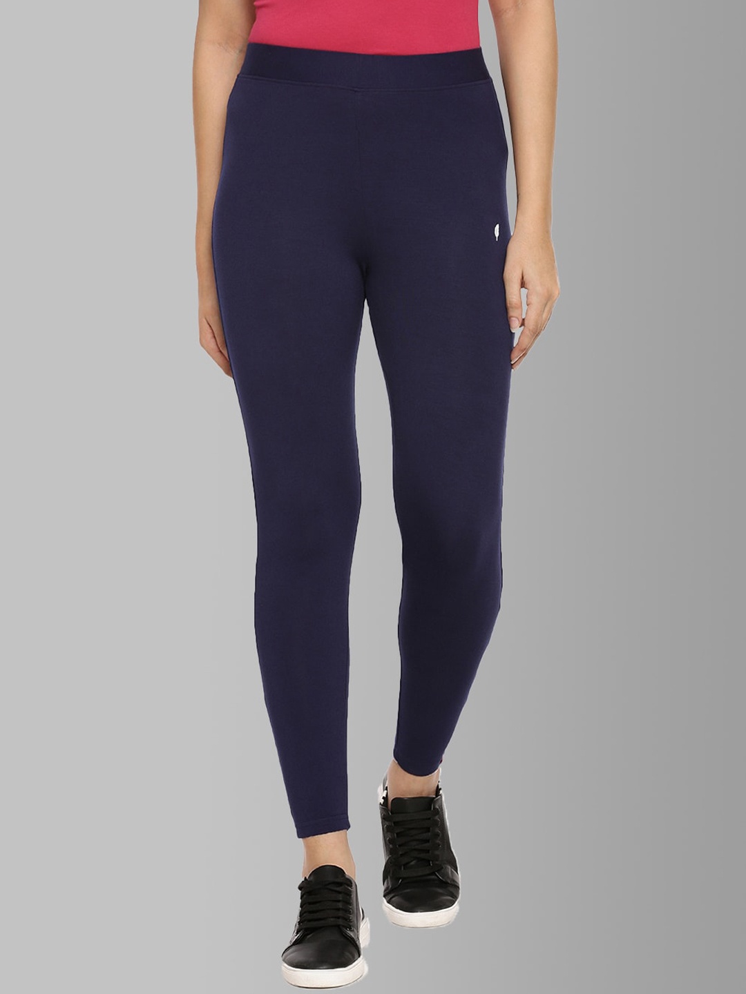 

Feather Soft Elite Women Navy Blue Solid Tights