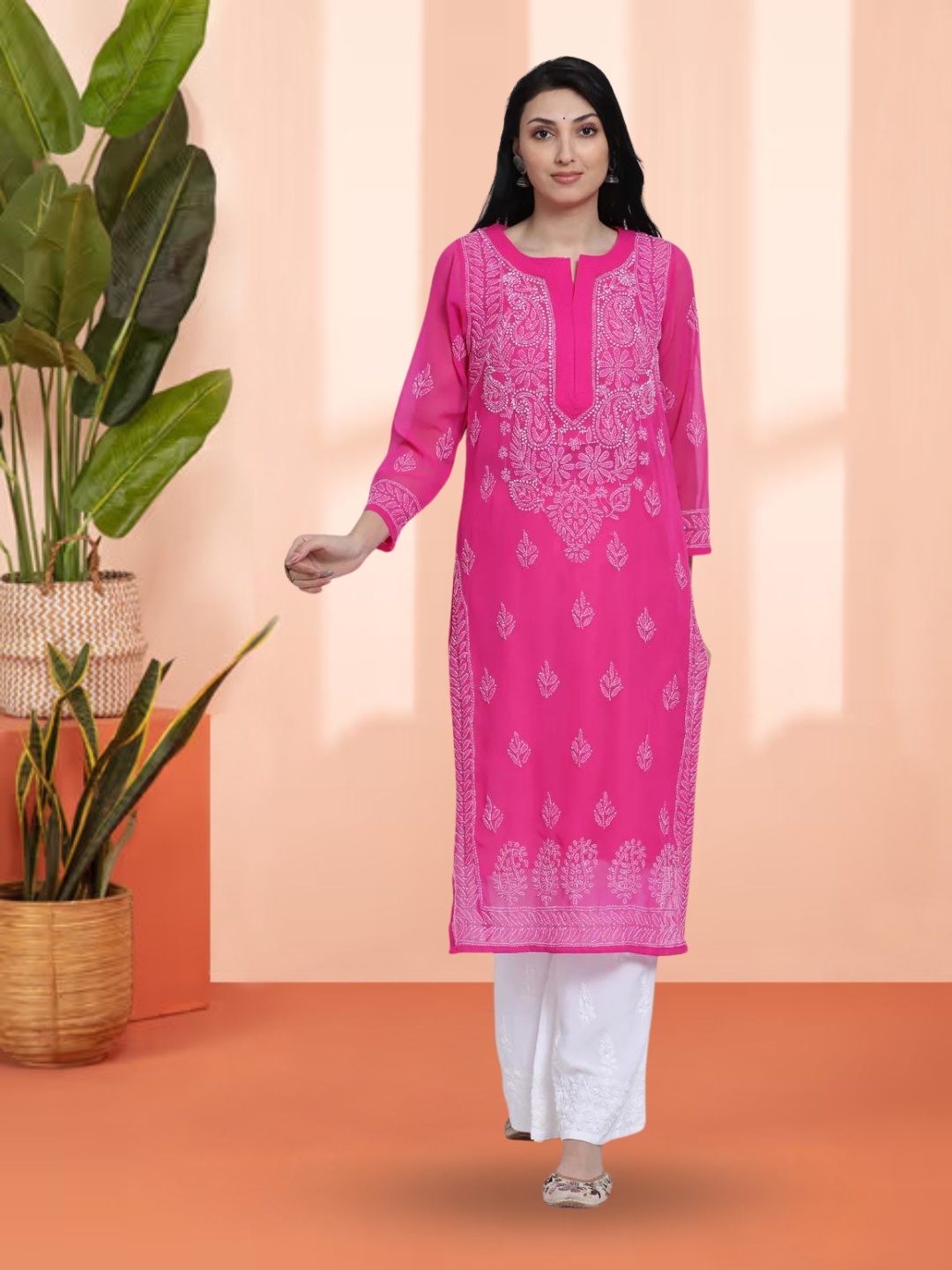 

PARAMOUNT CHIKAN Embroidered Chikankari Ethnic Motifs Floral Georgette Kurta, Pink