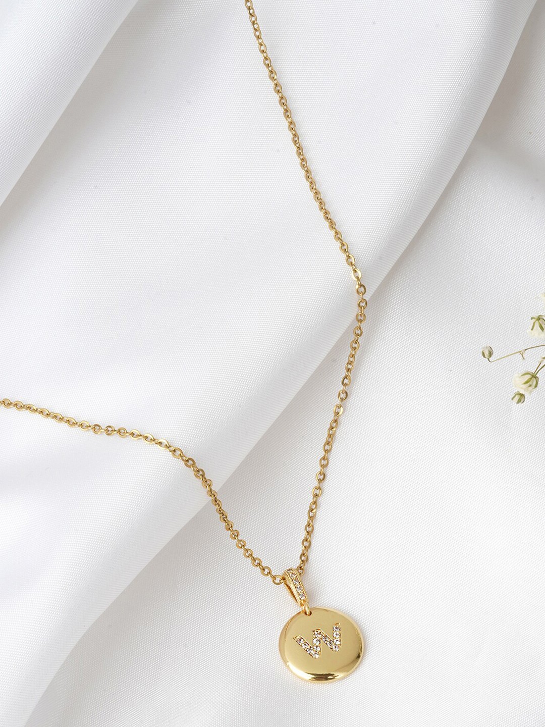 

JOKER & WITCH Gold-Toned Alphabet W Gold-Plated Necklace