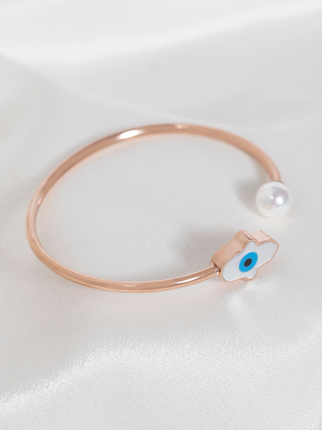 

Mikoto by FableStreet Women Rose Gold & White Pearls Rose Gold-Plated Cuff Bracelet