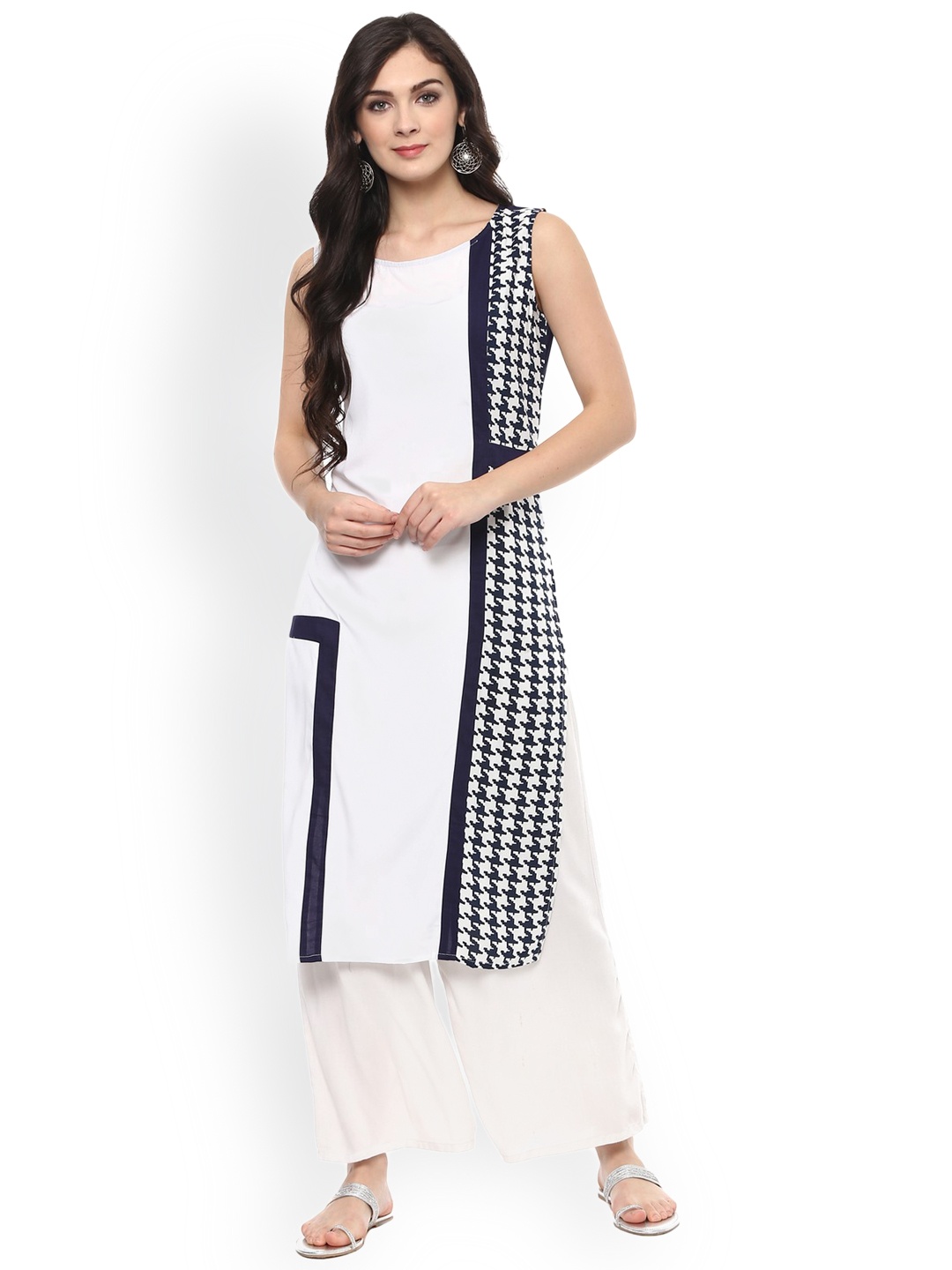 

Pannkh Women White & Navy Printed Straight Kurta