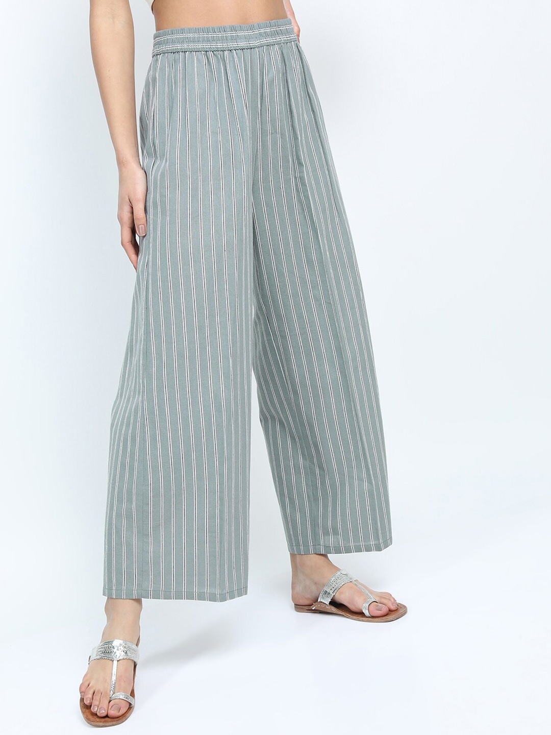 

Vishudh Women Grey & White Striped Straight Palazzos
