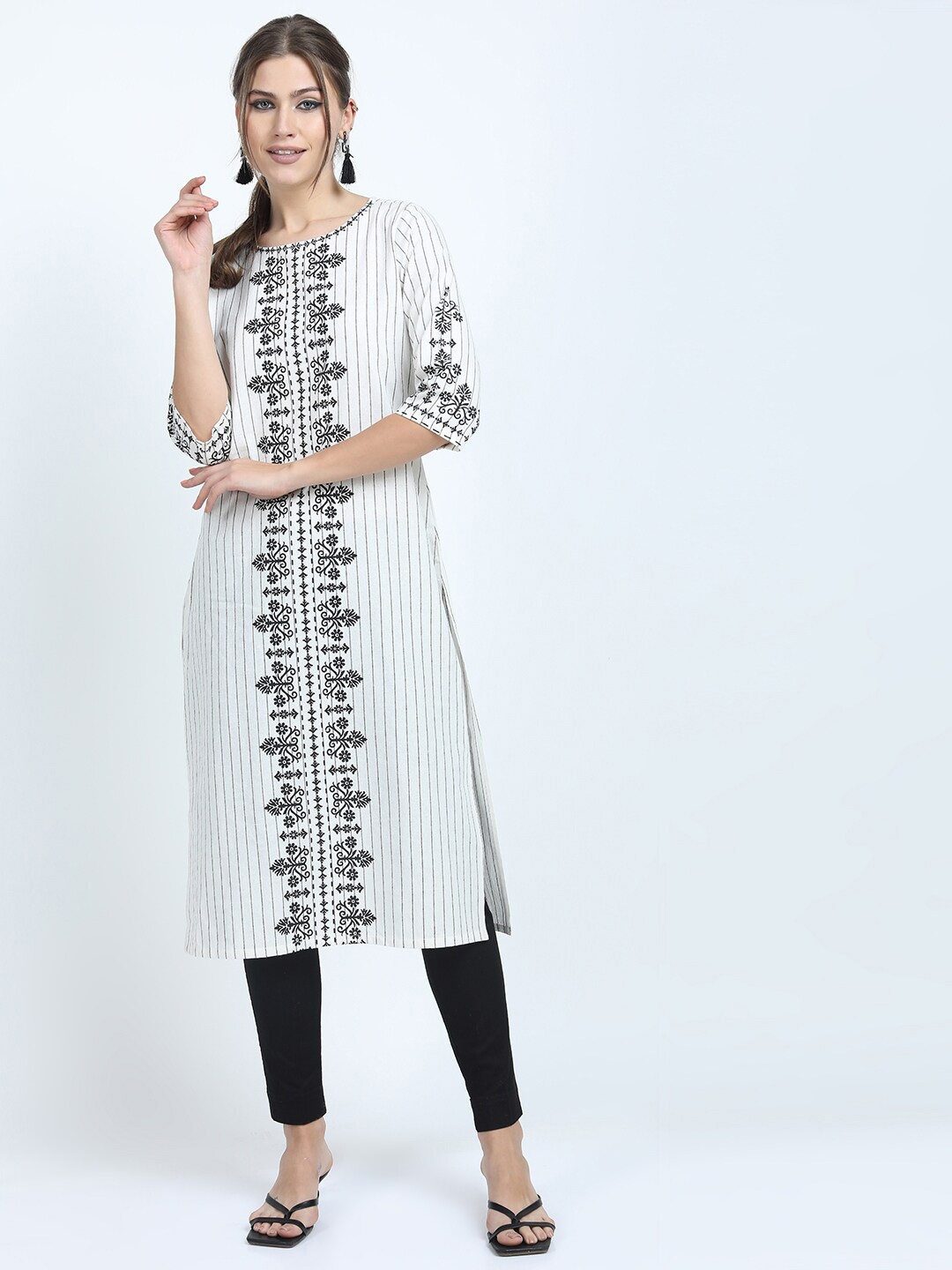 Vishudh Women Off White Striped Cotton Kurta