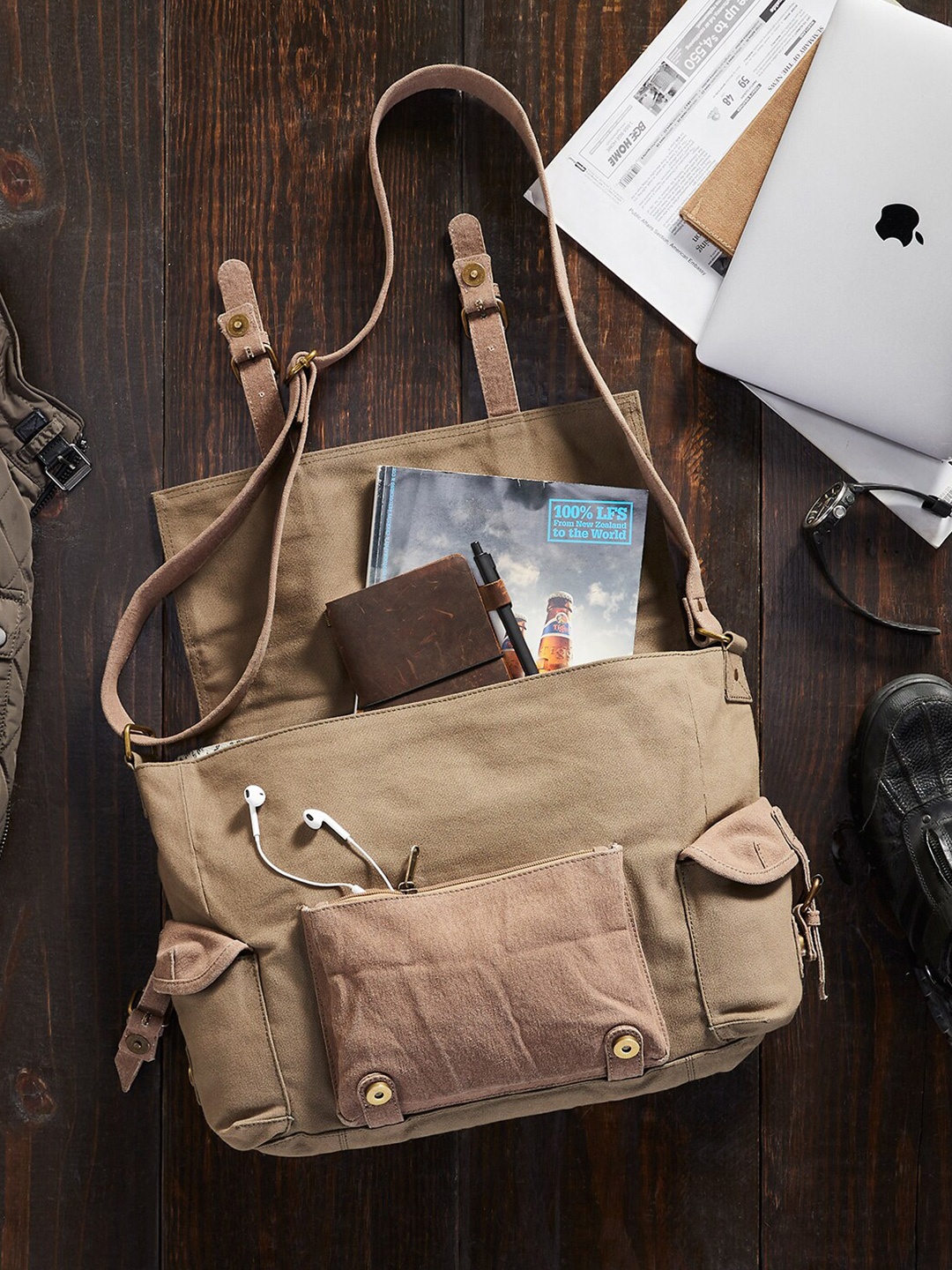 

Mona B Unisex Green Moss Upcycled Canvas Laptop Bag
