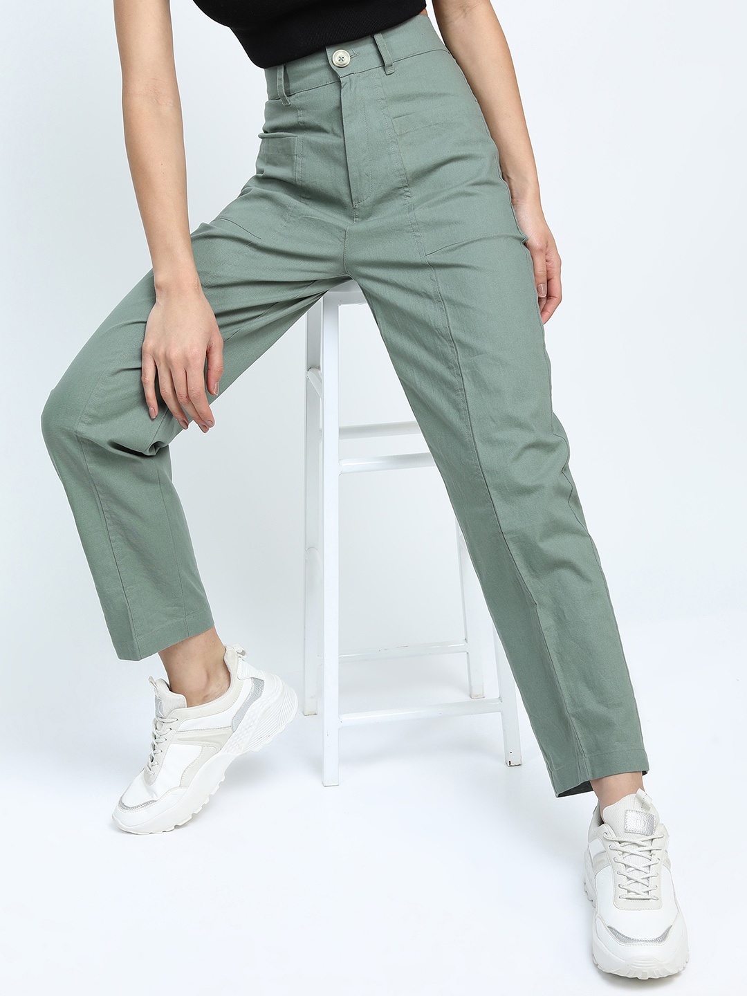 

Tokyo Talkies Women Green Tapered Fit Trousers