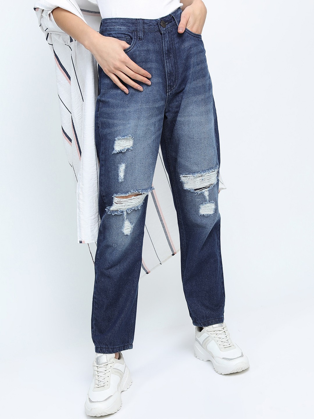 

Tokyo Talkies Women Blue Straight Fit Highly Distressed Heavy Fade Cotton Jeans