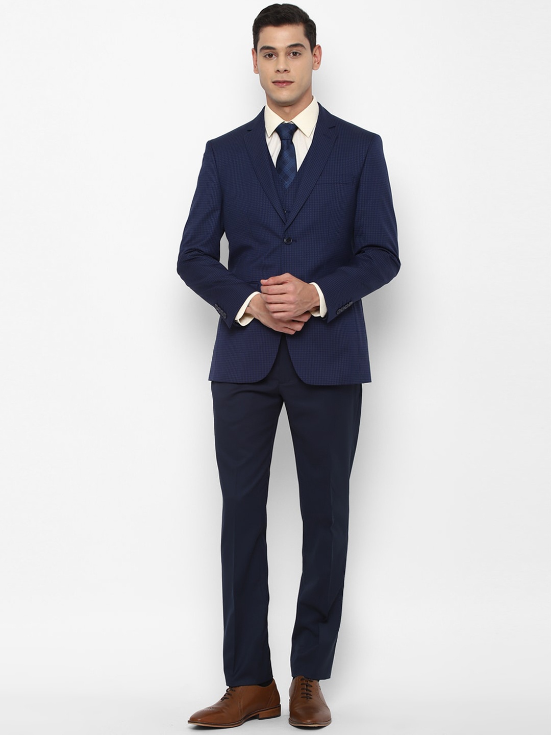 

Allen Solly Men Blue Solid Single-Breasted Slim-Fit 3-Piece Suit