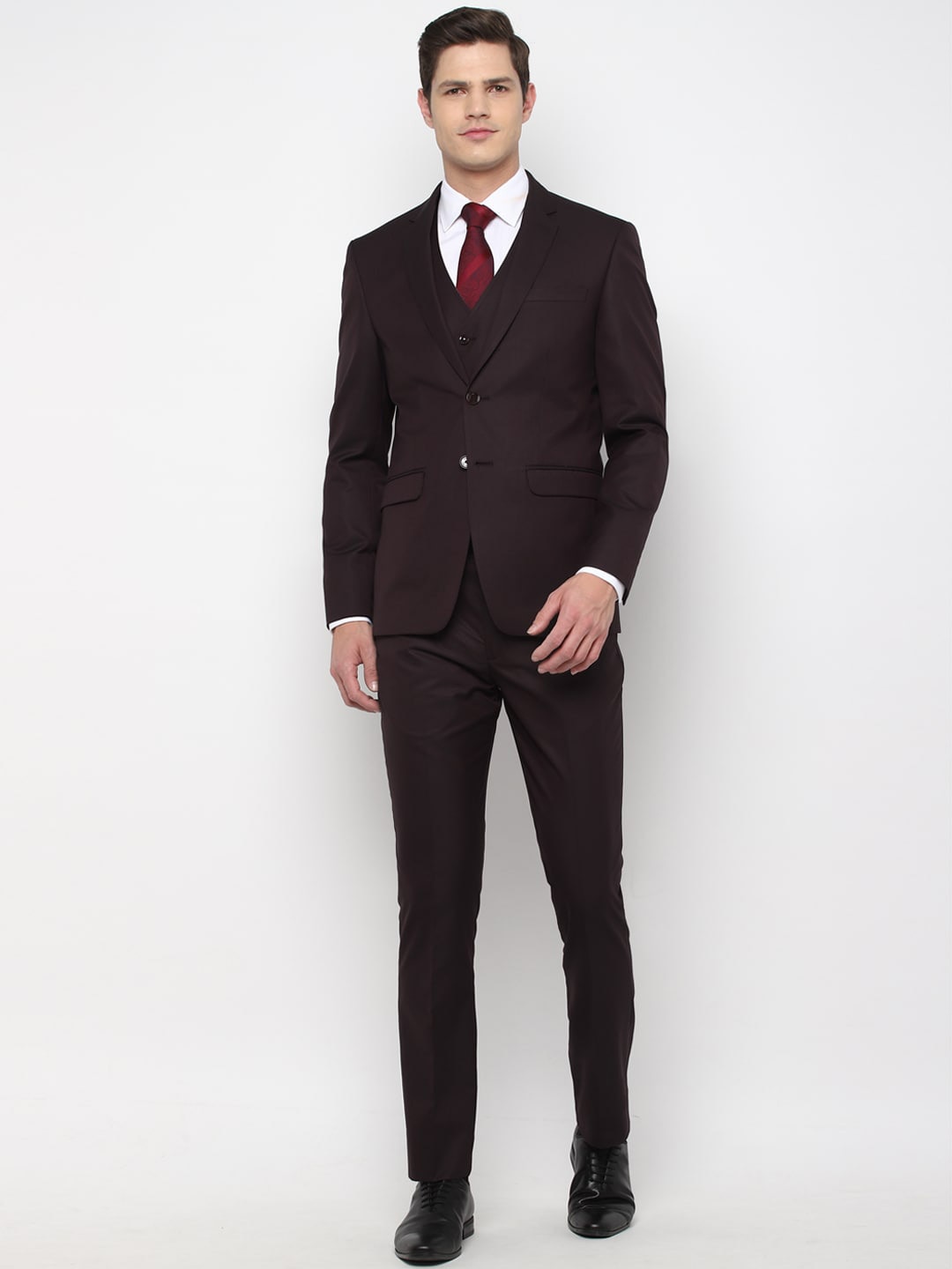 

Allen Solly Men Brown Solid Single-Breasted Slim-Fit 3-Piece Suit