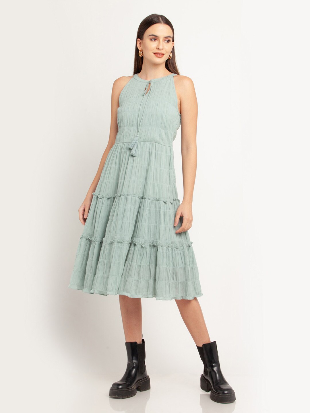 

Zink London Sage Green Tie-Up Neck Tiered A-Line Midi Dress