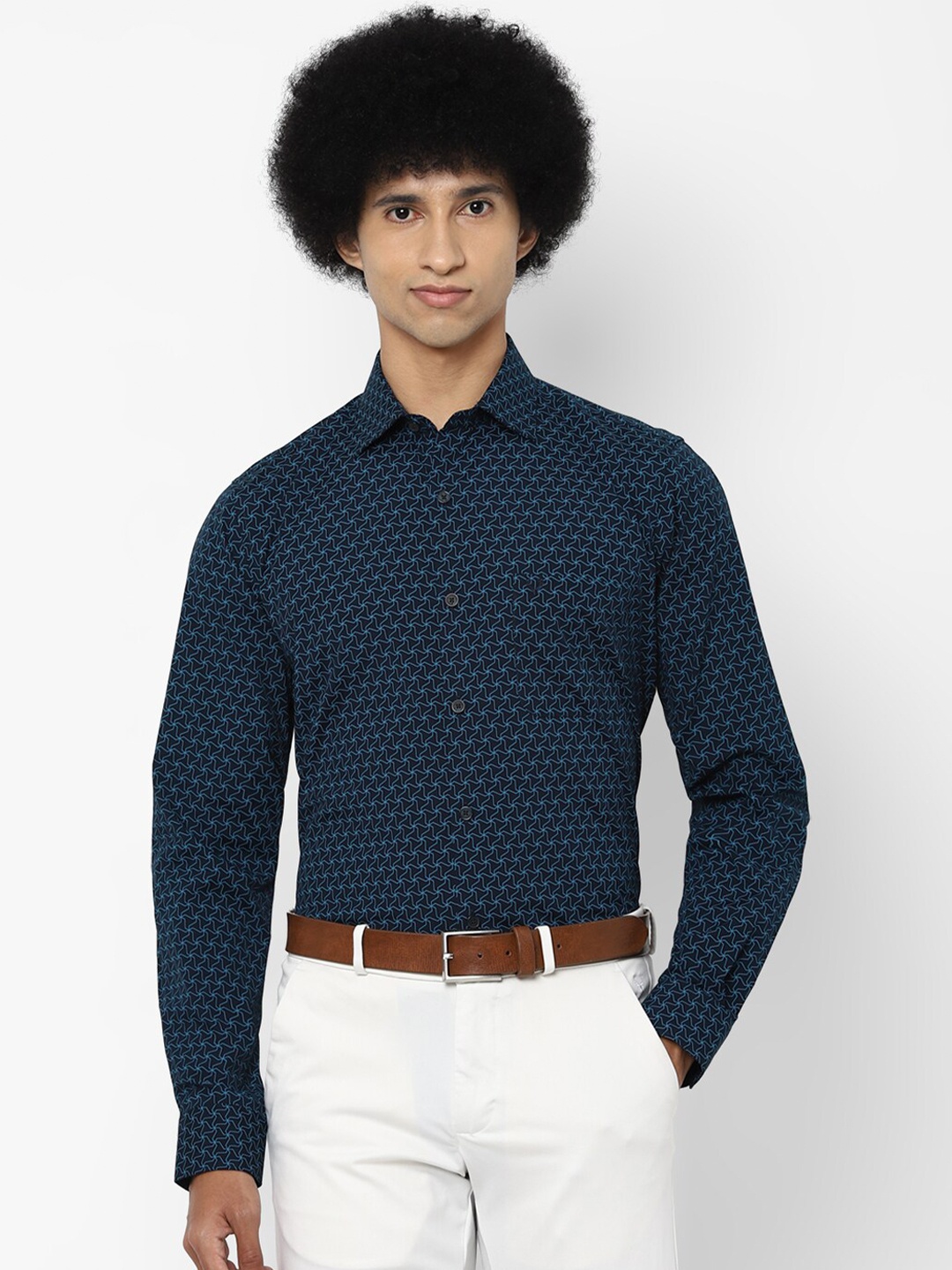 

Allen Solly Men Navy Blue Slim Fit Printed Cotton Casual Shirt