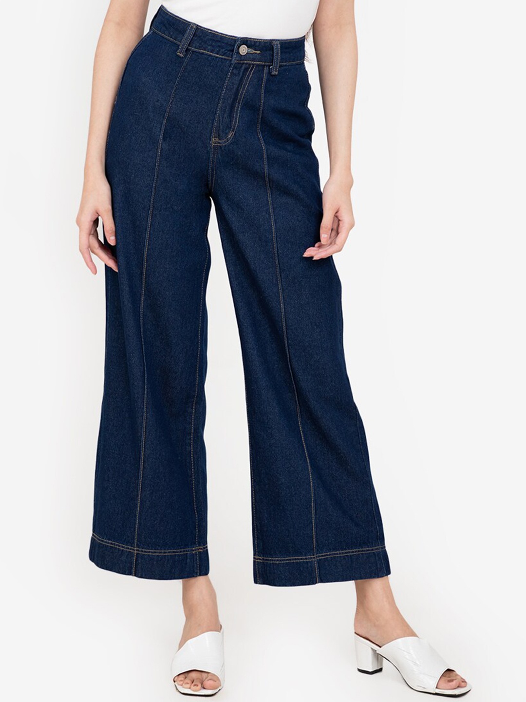 

ZALORA BASICS Women Blue Regular Fit Contrast Stitched Cropped Jeans