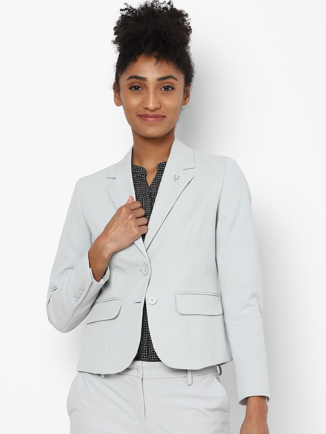 

Van Heusen Woman Blue Single-Breasted Casual Blazer