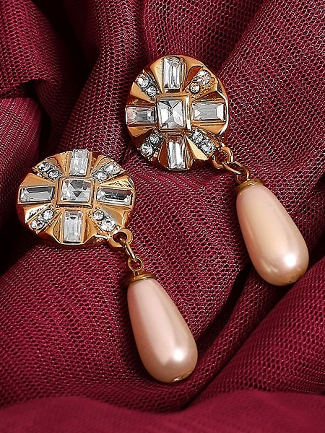 

Lilly & sparkle Gold-Toned & Cream Gold-Plated Circular Drop Earrings