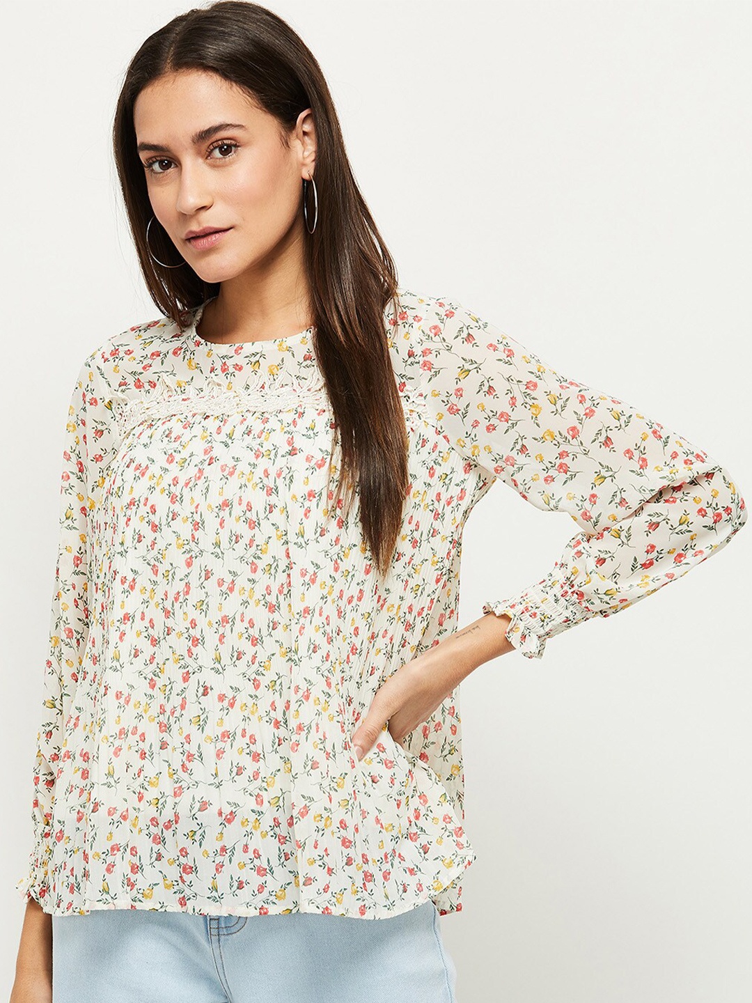 

max Women White & Red Floral Print Bishop Sleeves Top