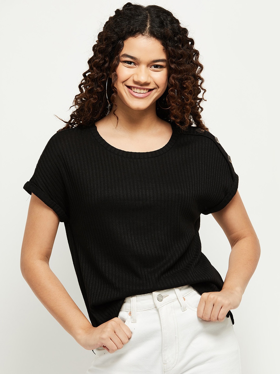 

max Women Black Solid Top