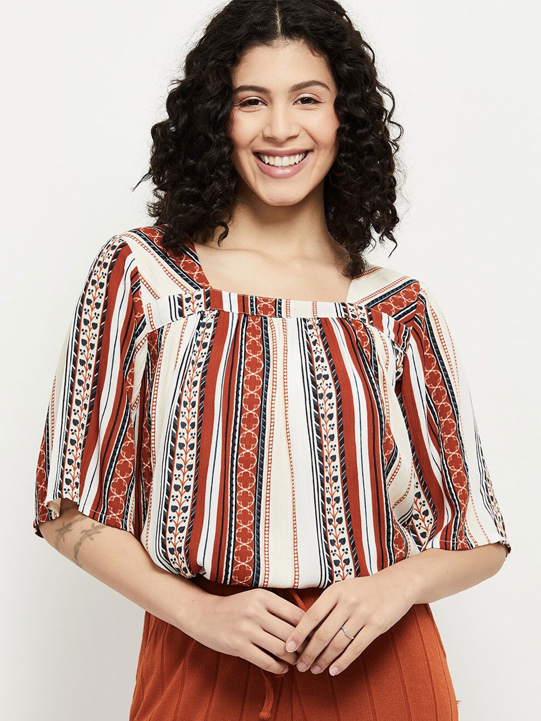 

max Women White & Red Vertical Stripes Printed Cotton Blend Top