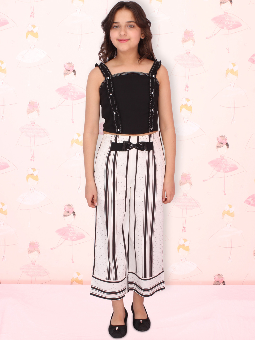 

CUTECUMBER Girls Black & White Top with Culottes