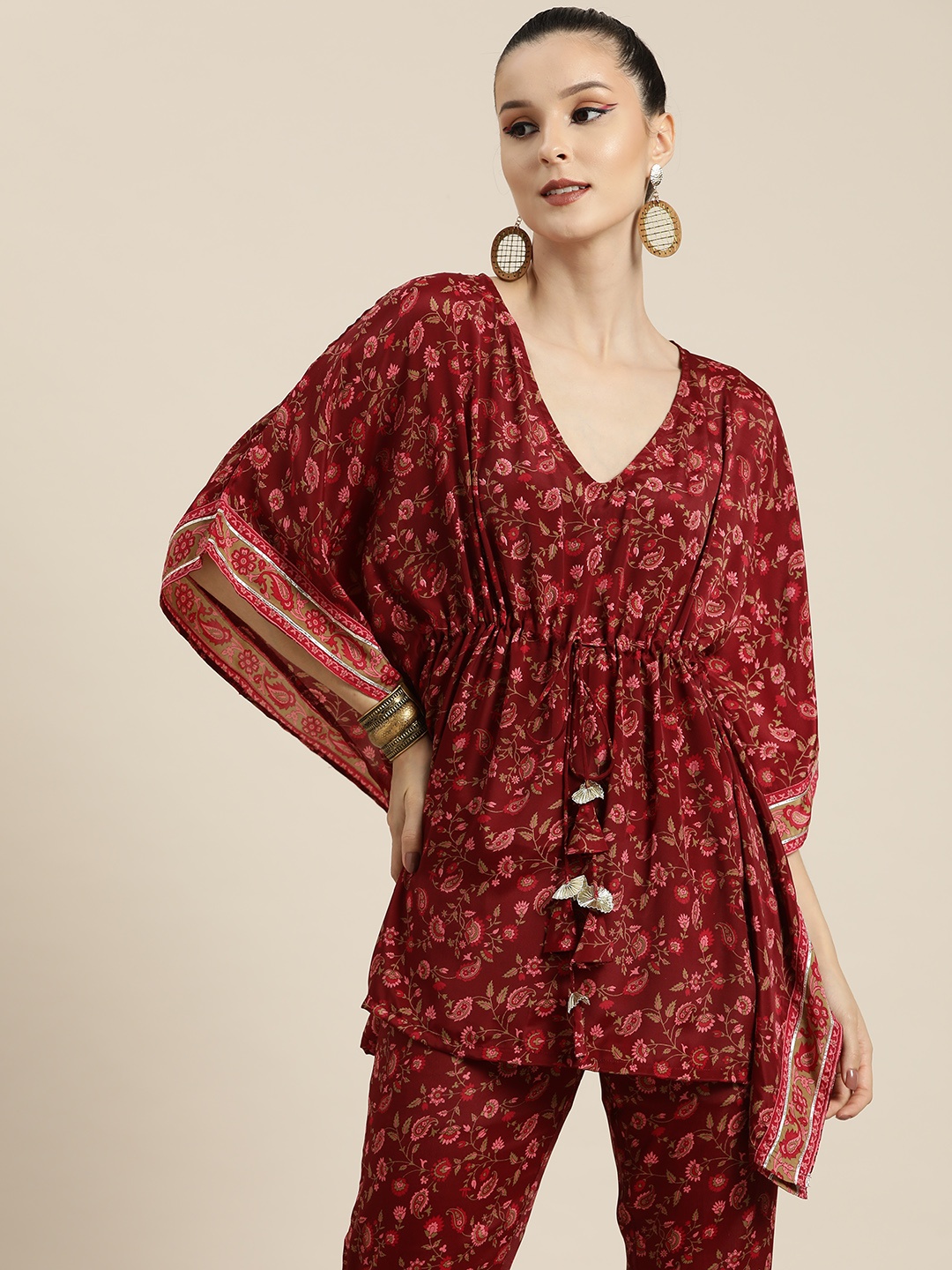 

Shae by SASSAFRAS Maroon & Peach-Coloured Floral Print Kaftan Top