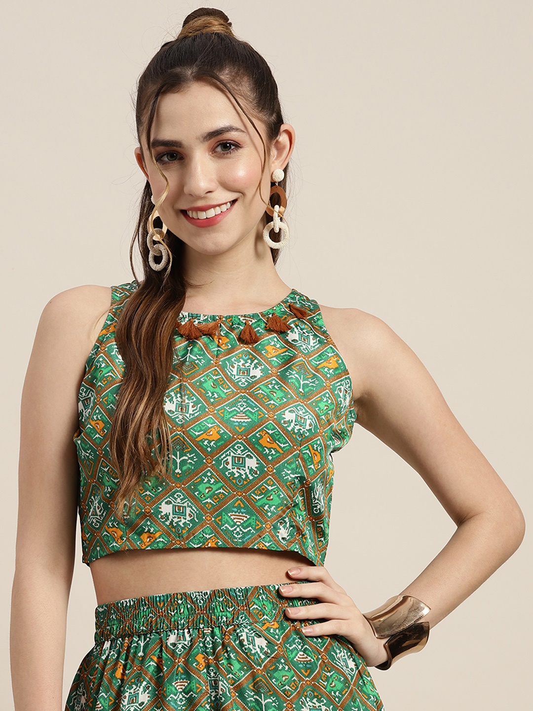 

Shae by SASSAFRAS Green & White Print Crop Top