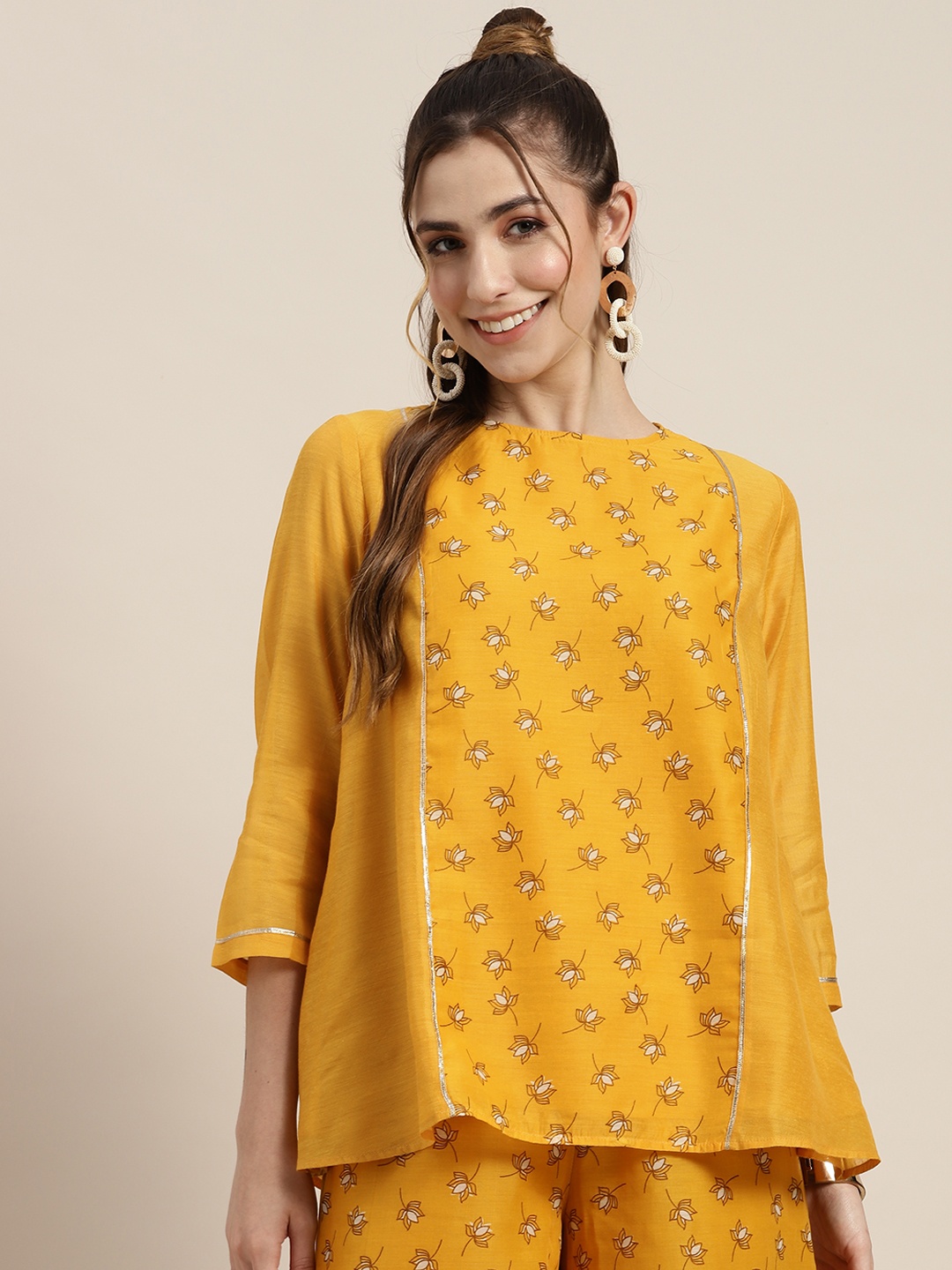 

Shae by SASSAFRAS Mustard Yellow & White Floral Print Gotta Patti Work Top