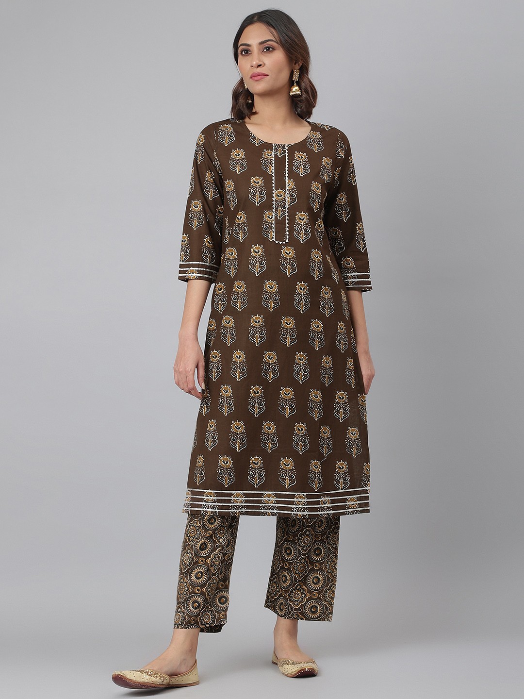 

Fusion Threads Women Brown Ethnic Printed Gotta Patti Pure Cotton Kurta with Trousers
