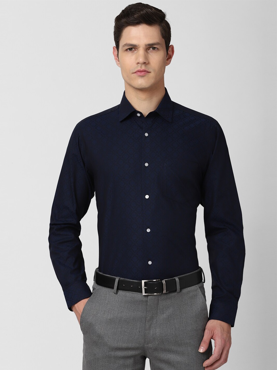 

Van Heusen Men Navy Blue Cotton Formal Shirt